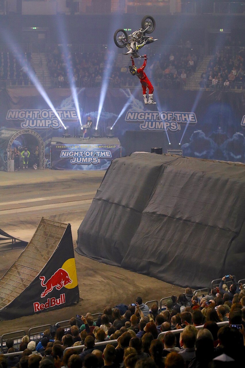 Night of the Jumps, Luc Ackermann vince in casa a Berlino